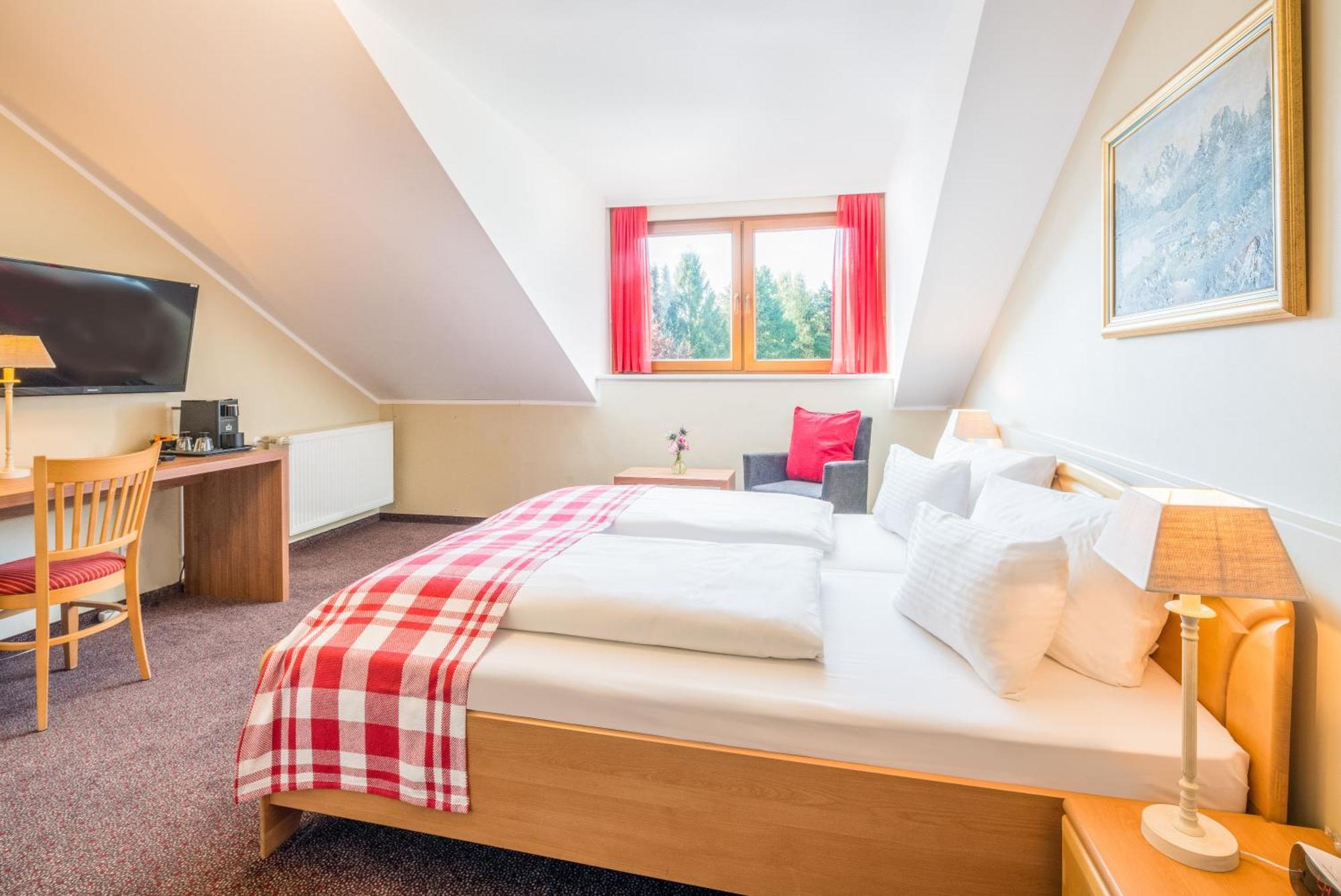 Best Western Hotel Brunnenhof Weibersbrunn Eksteriør billede
